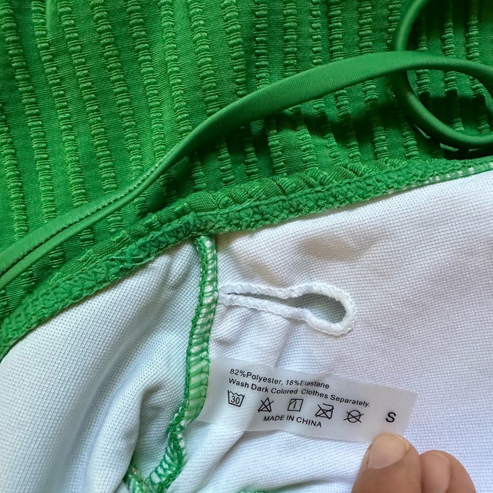 Green Ribbed Bikini Set - Picture 4 of 5